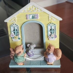 3D Vtg Baby Picture Frame